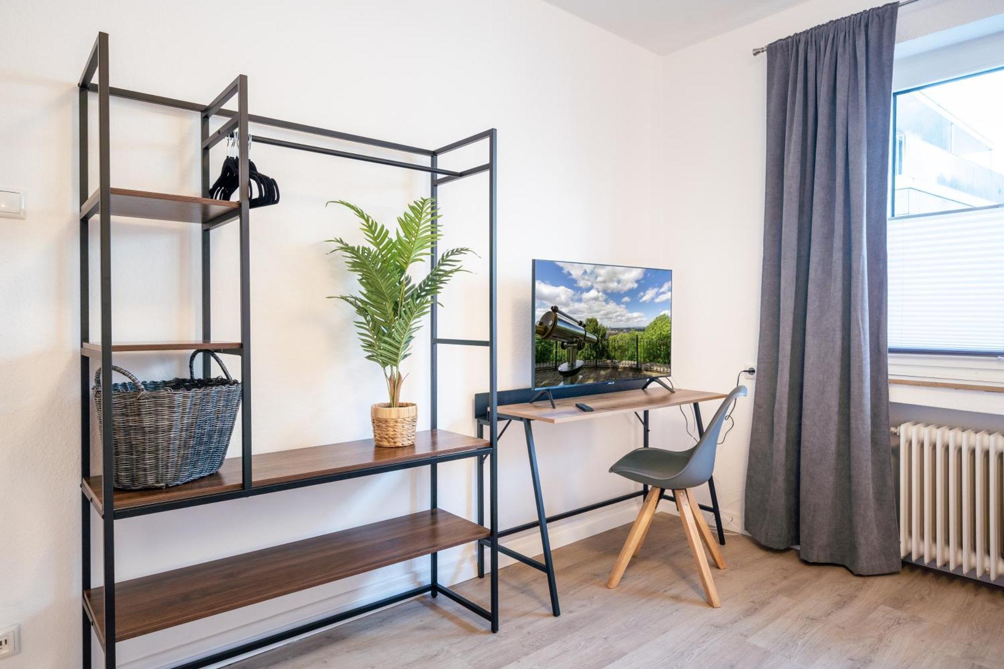 Cityapartment Wagner Mit Netlix Bielefeld Bagian luar foto