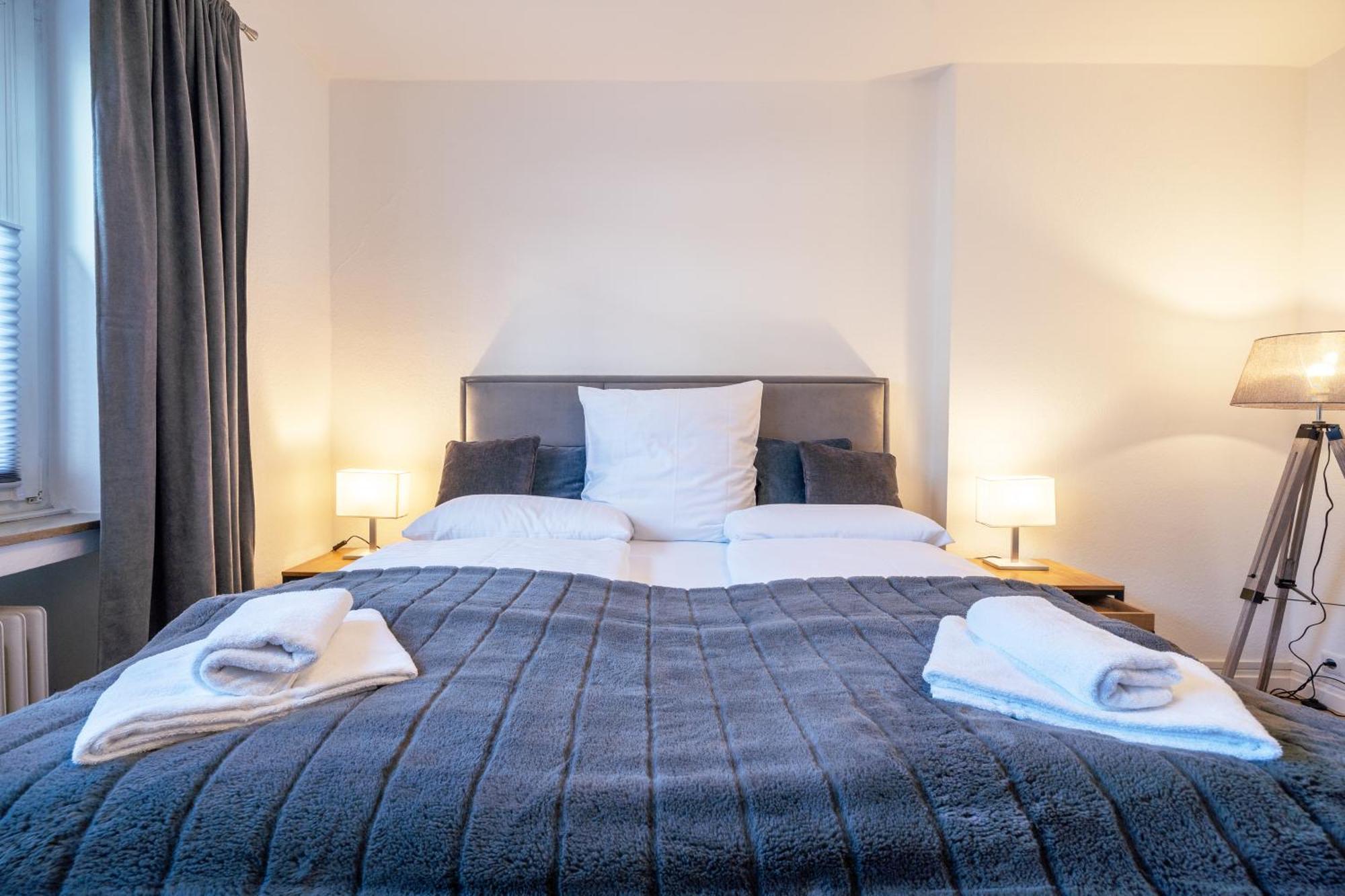 Cityapartment Wagner Mit Netlix Bielefeld Bagian luar foto