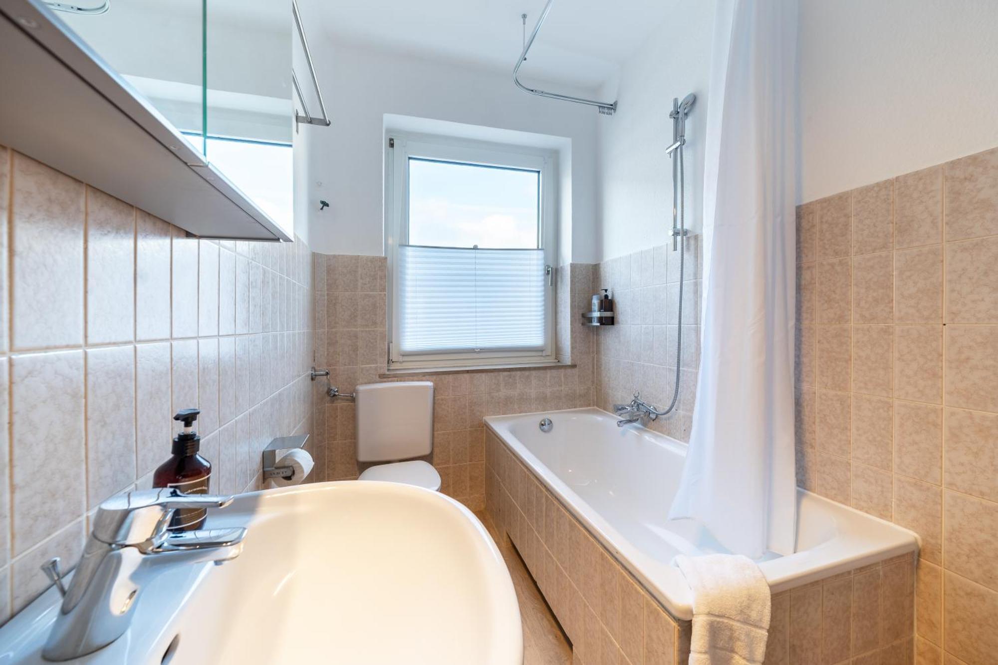 Cityapartment Wagner Mit Netlix Bielefeld Bagian luar foto
