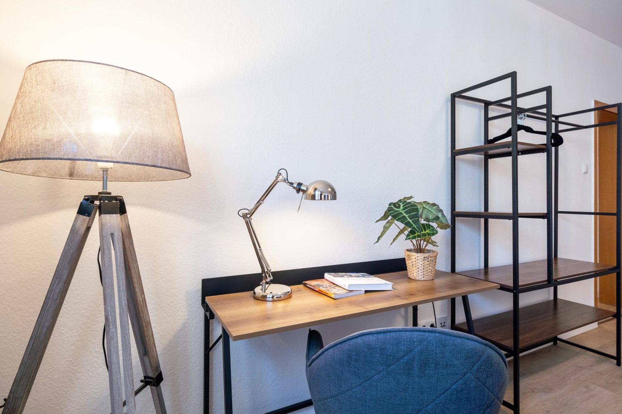 Cityapartment Wagner Mit Netlix Bielefeld Bagian luar foto