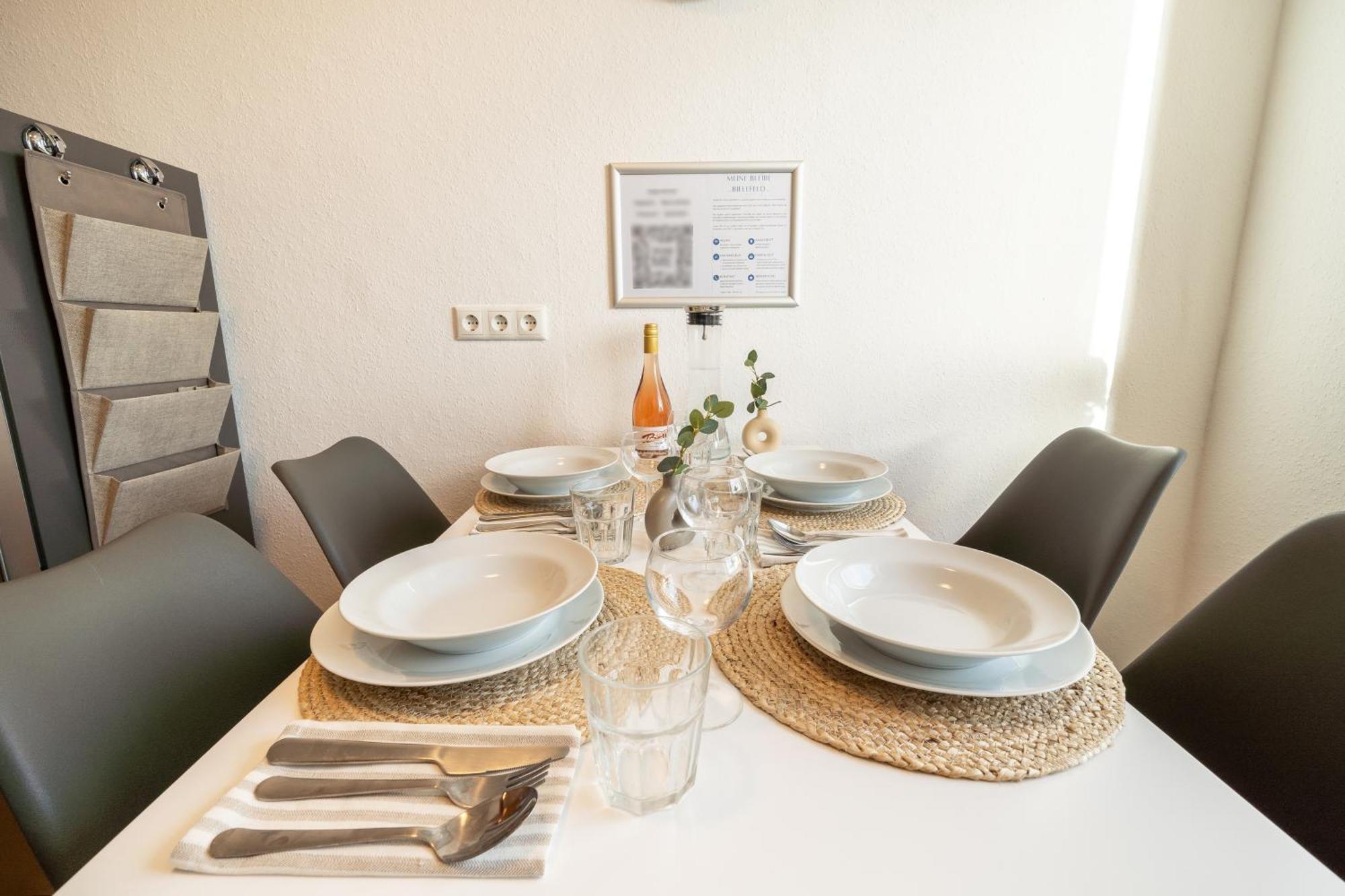 Cityapartment Wagner Mit Netlix Bielefeld Bagian luar foto